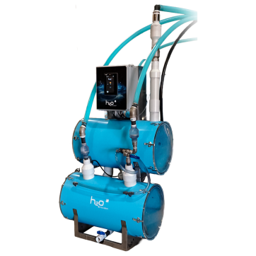 18x36 H2O Double extractor with three 1HP pumps, large-capacity 18" collector, automatic pump alternation, level electrodes, touchscreen with integrated washing system