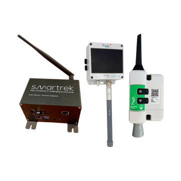 Ensemble de départ "STATION", incluant 1x passerelle intelligente Smart Gateway Plus (SG ), 1x capteur solaire de vacuum simple et 1x lecteur de réservoir par ultrasons