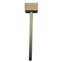 Marteau en bois. tête en bois